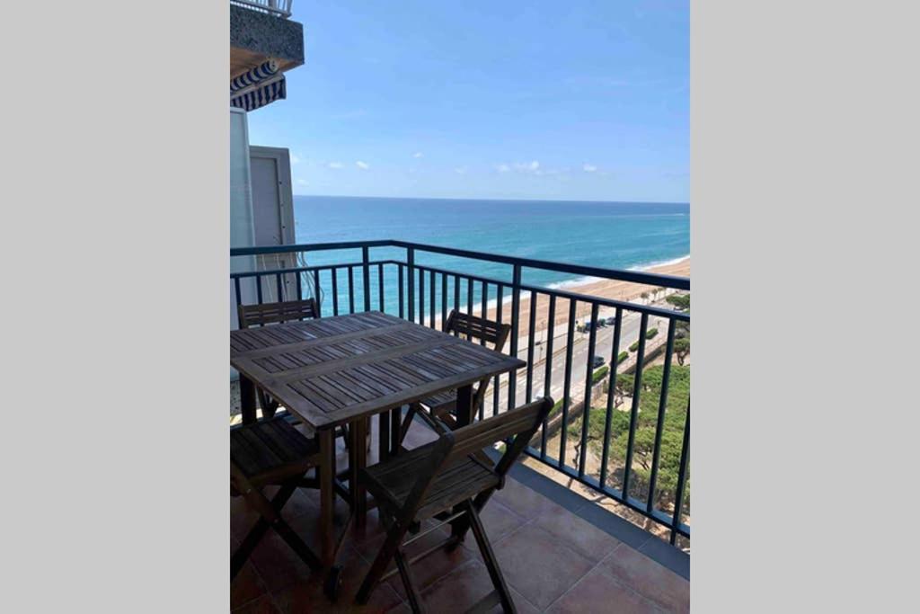 Apartamento Primera Linea De Mar Enjoy The View Blanes Eksteriør bilde